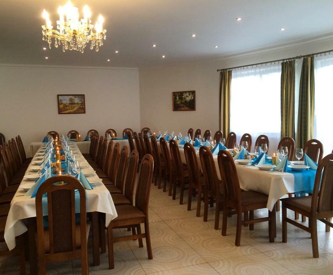 Penzion Aniko Gold *** Horne Saliby Εξωτερικό φωτογραφία